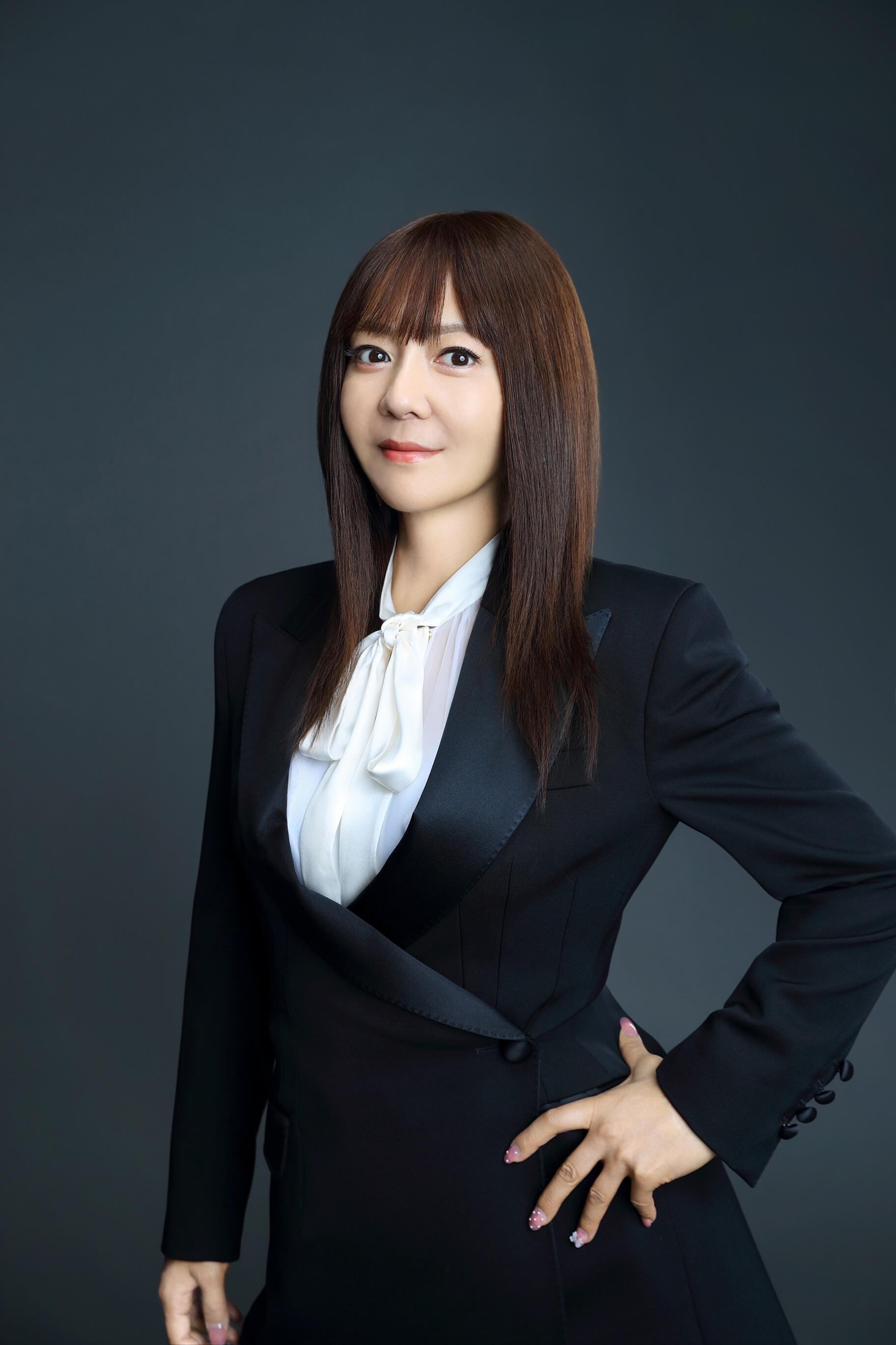 華原朋美　パラドックス　VHS（レア） VHS 華原朋美 PARADOX イメージビデオ グラビア ビジュアルクイーン