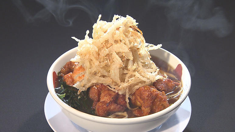 02みどり食堂(唐揚げラーメン).jpg